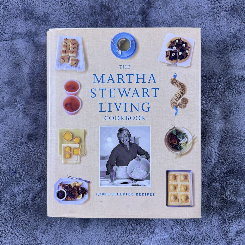 Vintage Martha Stewart Living Cookbook 2000 Hardcover 1,200 Recipes USA